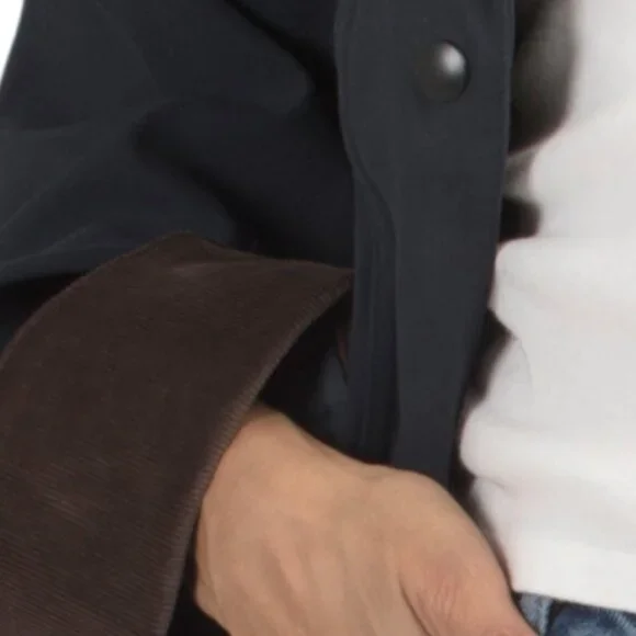 MOON RIVER Barn Jacket - Picture 3 of 4